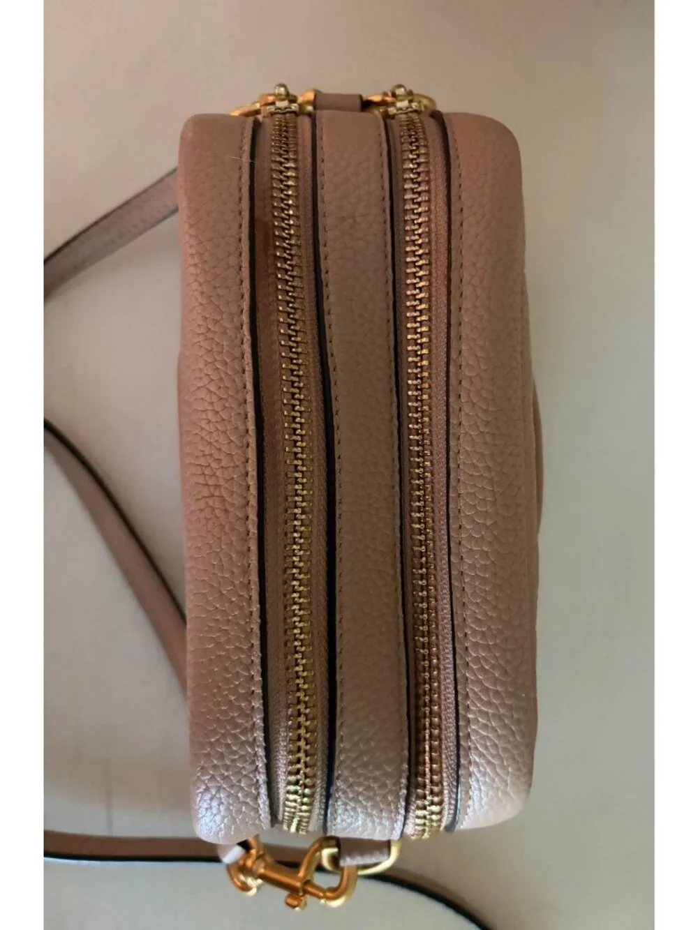 Tory Burch Perry Bombe Beige Crossbody Camera Handbag
